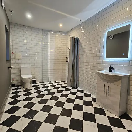The Abbeygate Townhouse Pensionat *