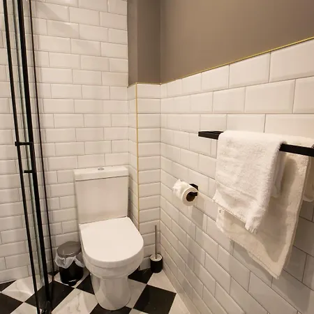 Pensionat The Abbeygate Townhouse *