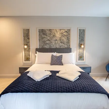 招待所 The Abbeygate Townhouse